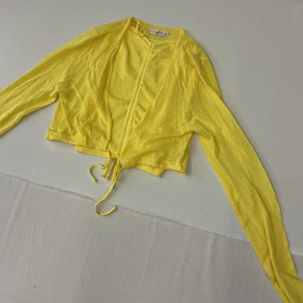 O.Vianca yellow tie-front crop top